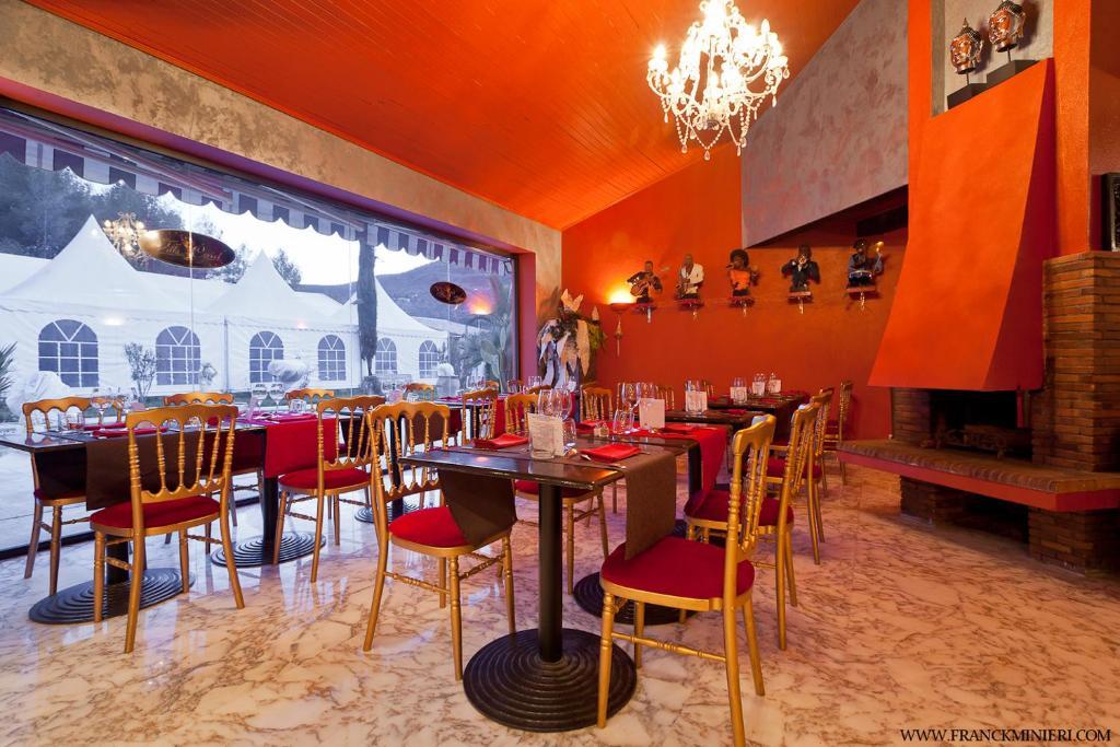 Villa Cyriel Contes  Εξωτερικό φωτογραφία